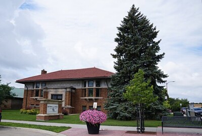 Shot of the Carnegie Library during the day. Shot of the Carnegie Library during the day.