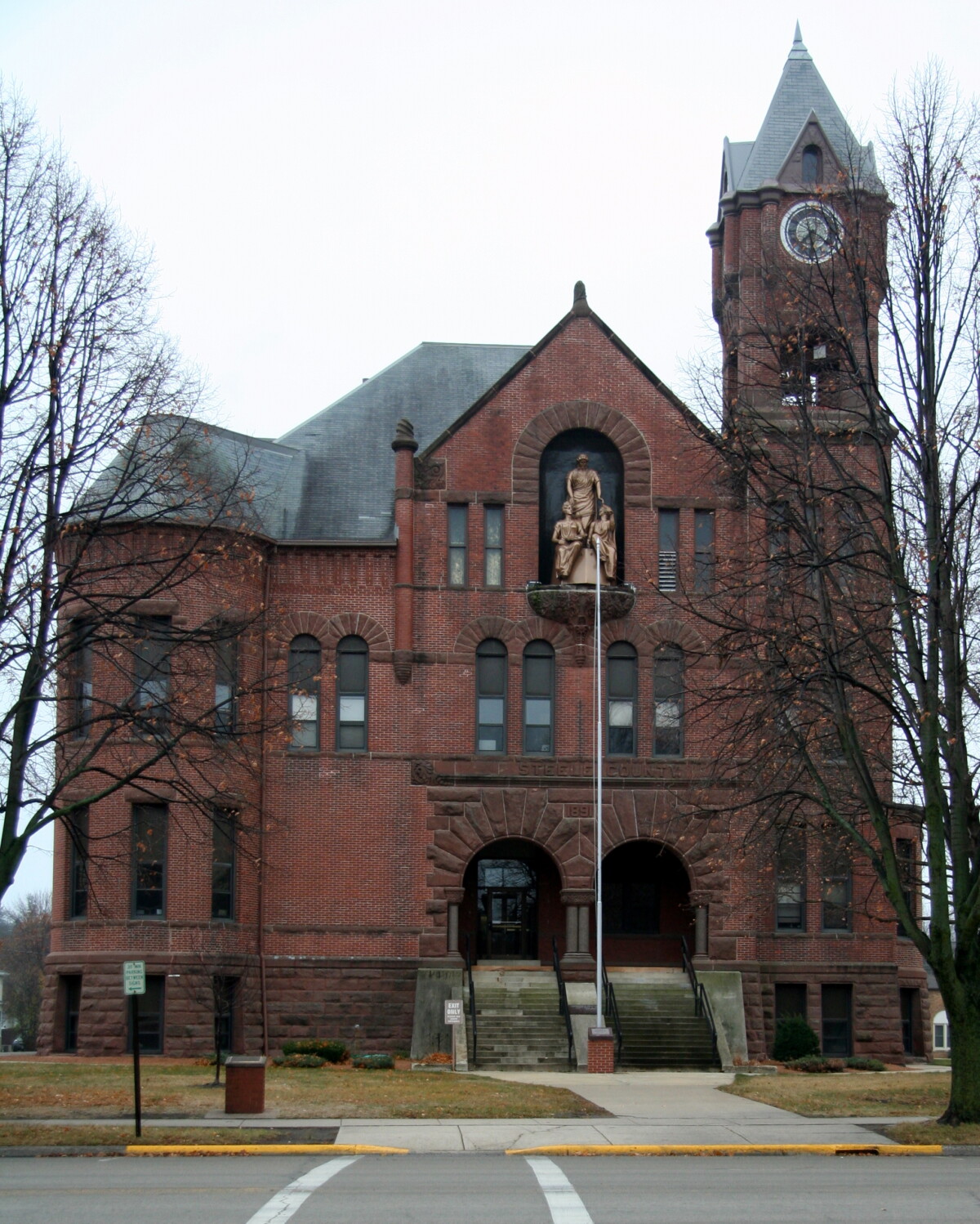 Front shot of the Steele County Courthouse during the day. Front shot of the Steele County Courthouse during the day.