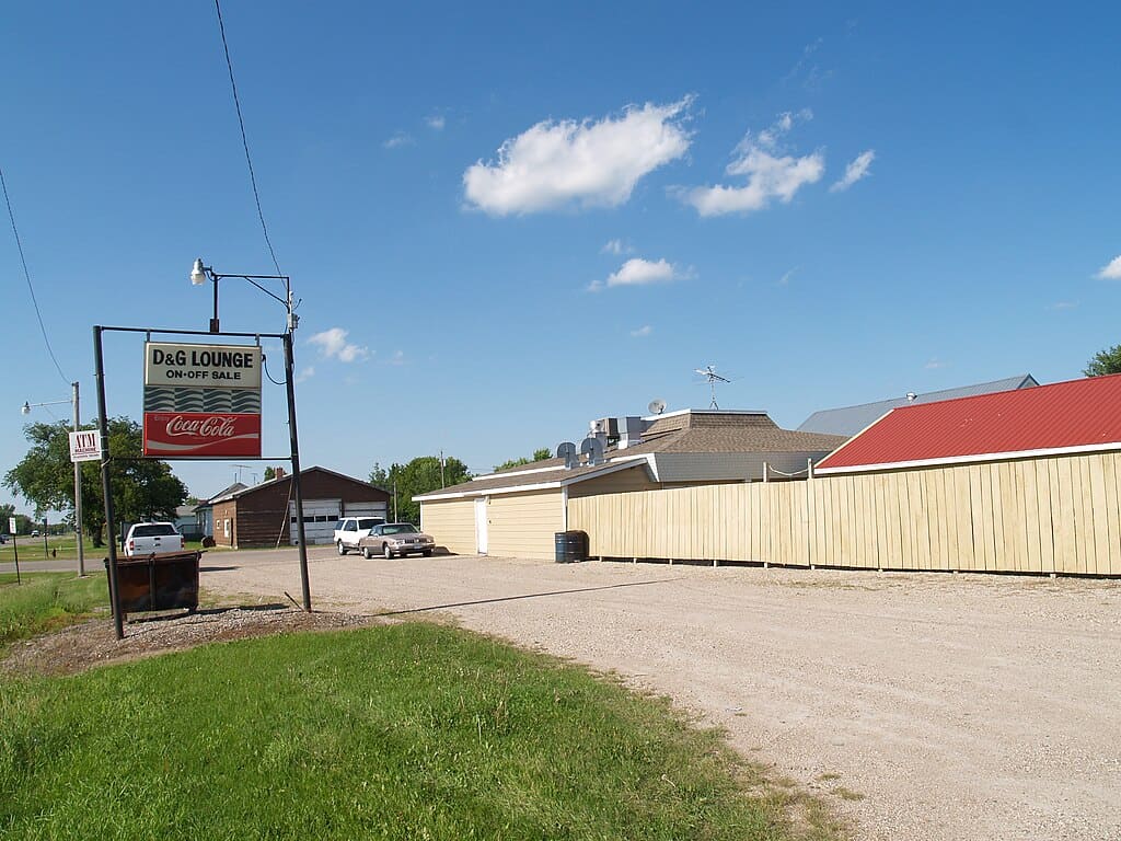 Snow-covered Minneapolis home with rooftop space suitable for solar panels, residential solar installation opportunity by Wolf River Electric Snow-covered Minneapolis home with rooftop space suitable for solar panels, residential solar installation opportunity by Wolf River Electric